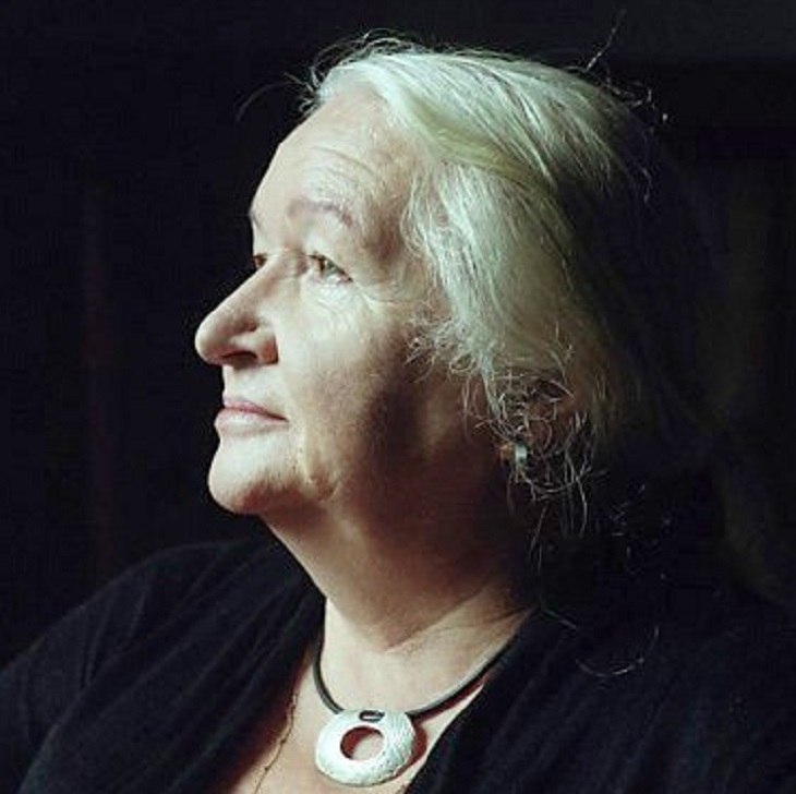 HE A,   TO HA,  C,  M  BO  KAK-  A  E ...