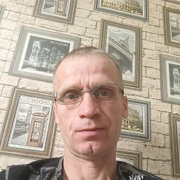 Nikolai, 44 , 