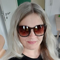 Anna, 33, 