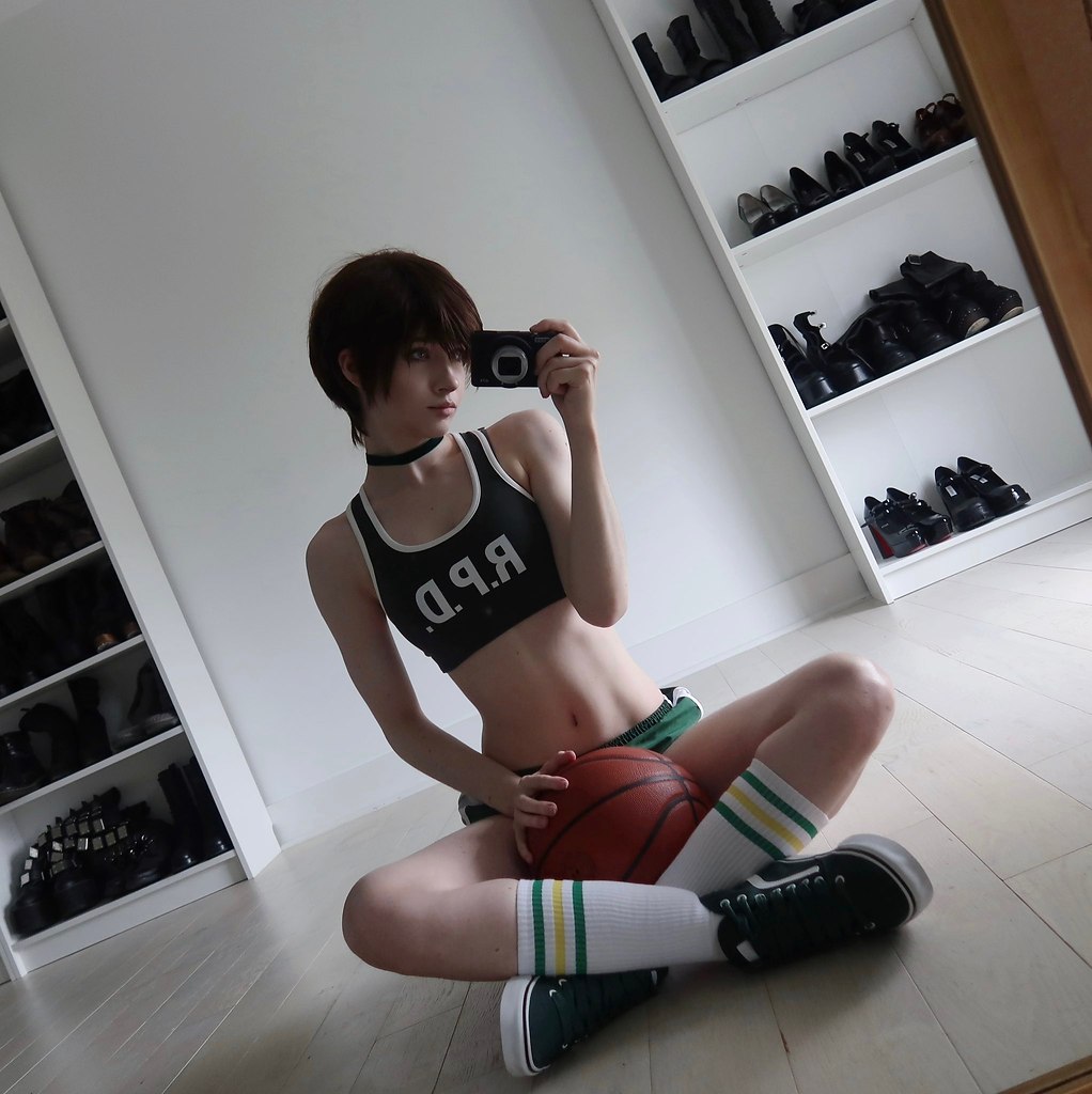 ����������� ��� ����� nora ������� ������� �� ������� �������, � ������ �� � ����� � ���� 