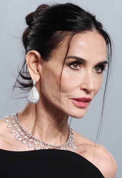 ������� ������� ����: ������ ������������ ��-�� ���� � ��������� Vanity Fair. ��������, ��� �������� ... - 4