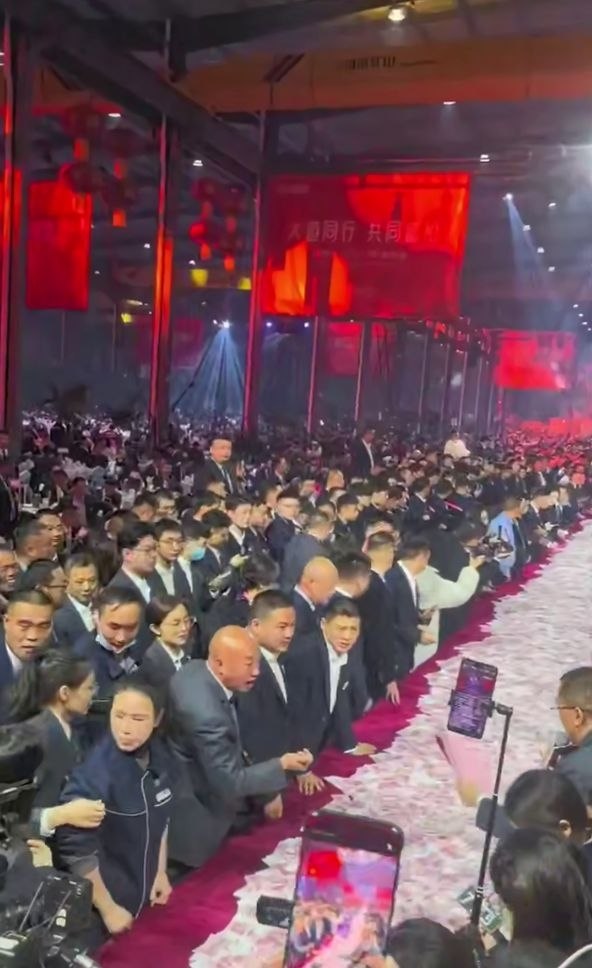 �� ����������� ���������� 800 ������ �� 7 ����� ������� � ��������� �� ��� ��������. ������ ��� ... - 3