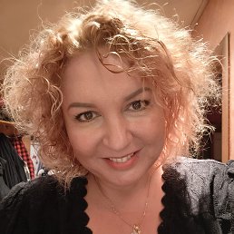 Natali, 44, 