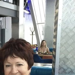 Larisa, 64, 