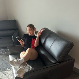 Sophia, 33, 
