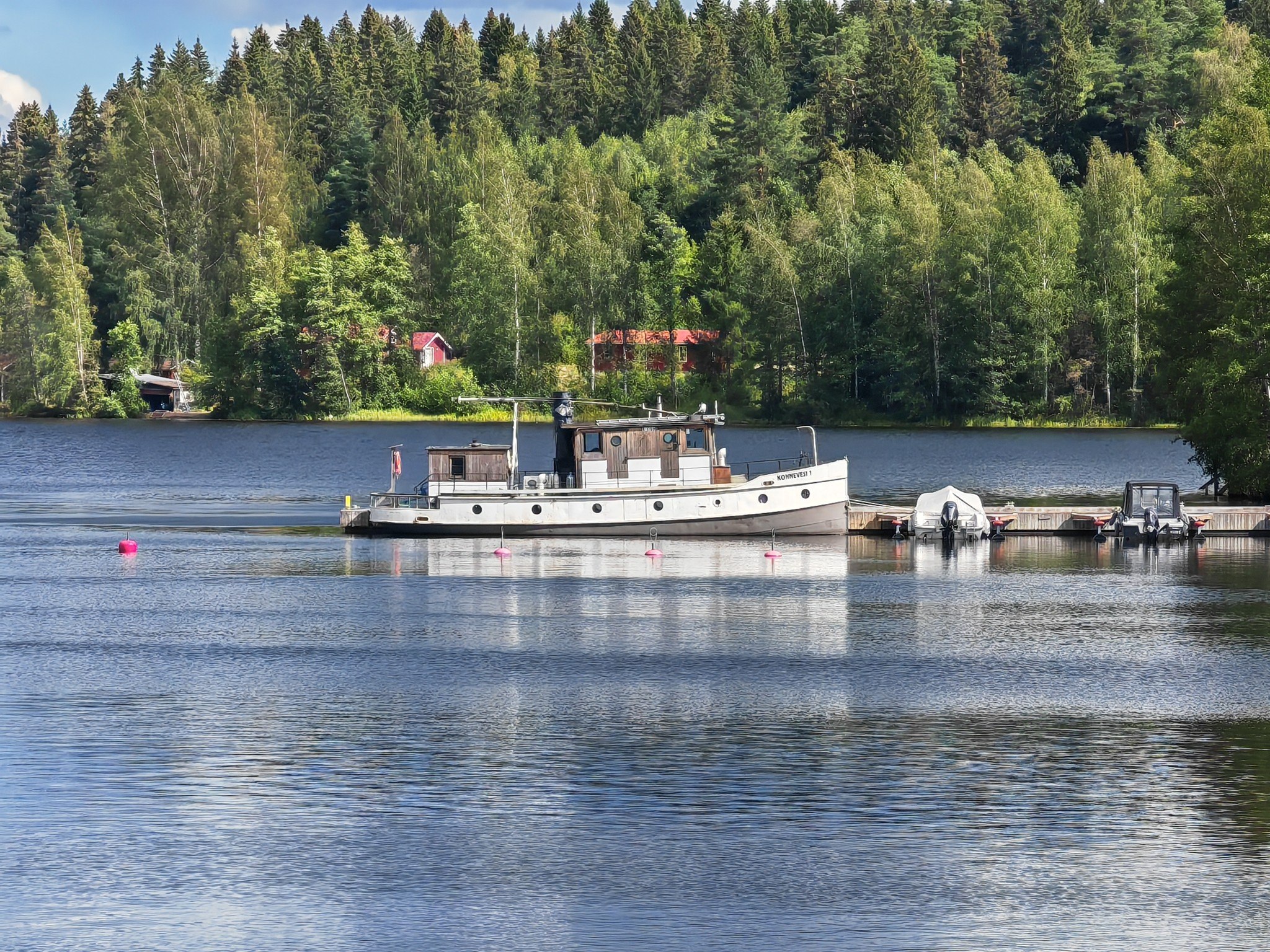 Viki - 22  2025  00:32