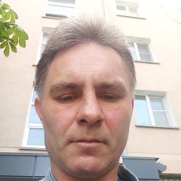  , , 42  -  8  2025