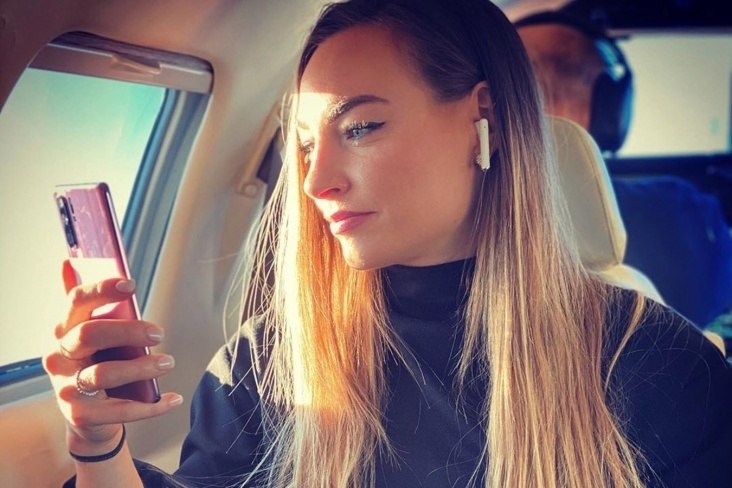      IPhone,   .     https://fotostrana.ru/away?to=/sl/KXL6 . ...