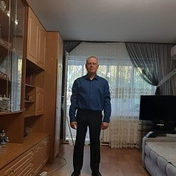 Vano,  , 28 