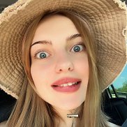 Ангелина, 19 лет, Новосибирск Ангелина, 19 лет, Новосибирск