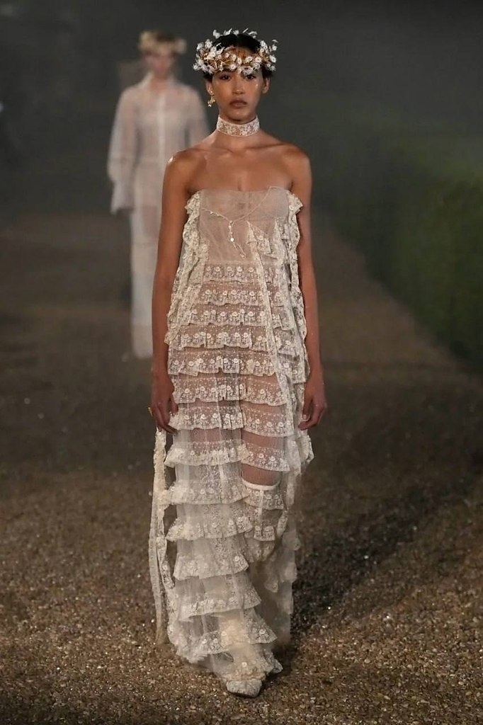           Dior Cruise 2026.  ,   ... - 7