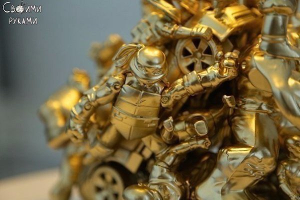 Когда игрушки надоели, а выкинуть жалко. - 9