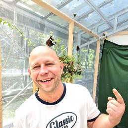 Stas, 37, 