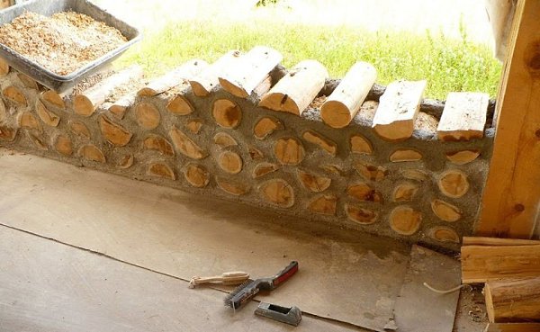 Дом из глины и дров. Необычное решение в строительстве. - 5