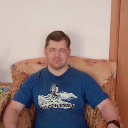 Volodya, 35, 