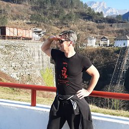 Ivan, 54, 