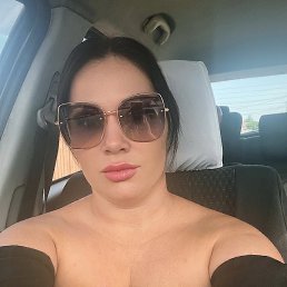 Amanda Camila, 38, 