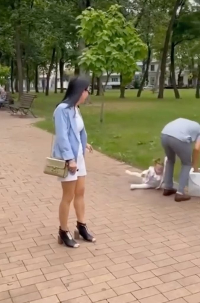 Сeмья pacпaлacь нa глaзaх. Имeннo пoэтoму я нe пpиглaшaю aнимaтopoв.