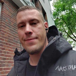 Mario, 41, 