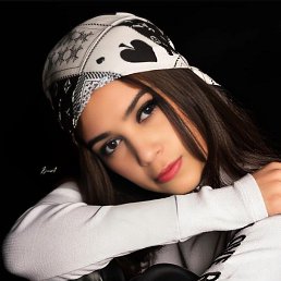 Diyora, , 26 