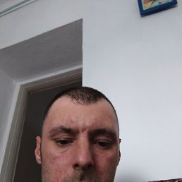 ������� �������, 34 ����, ����������