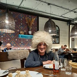 ������, �����, 53 ����