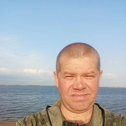 Vladimir, 44 , 