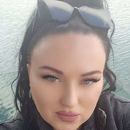 Araqsya, 39, 