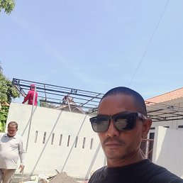 Totong jls, 48, 