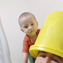 Nodir, 42, 