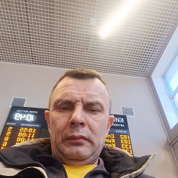 ������, 53 ����, �����