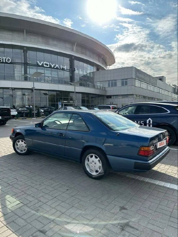 ������������ ��������� ����������� ������ ���� Mercedes � ������� ���������� 15 ��������� ������. ...