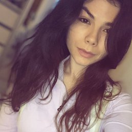 Inna, , 32 