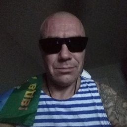 Petr, 50, 