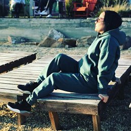 Larisa, 37 , 