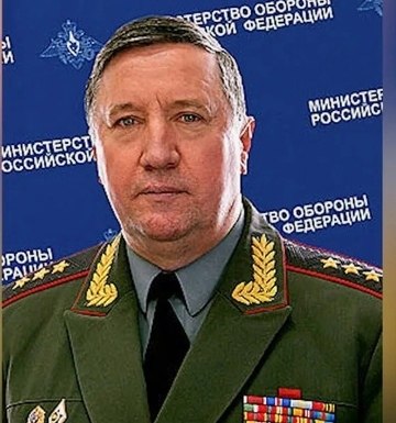 Экс-главкома Сухопутных войск РФ, который был осужден за мошенничество, развели мошенники. Аферисты ... - 3