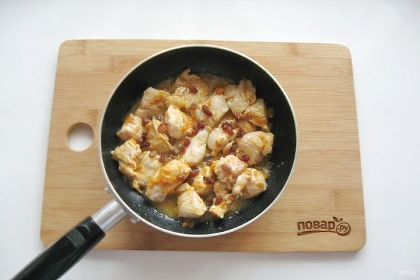 Курица с изюмом.Курица с изюмом отлично подойдет для быстрого, легкого, но сытного ужина. Также это ... - 7