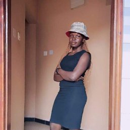 Remie, 25, 