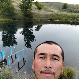 OHUNJON QODIROV, 33, 
