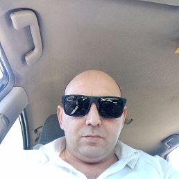 Tudor, 41, 