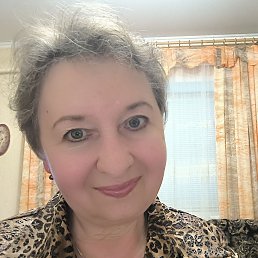 Valentina, 68, 