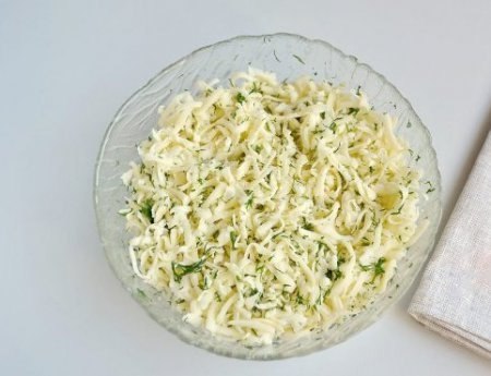 Вкусные кутабы с сыром и зеленью .Ингредиенты -Сметана 15% — 450 гр. -Мука — 300 гр. -Растительное ... - 2