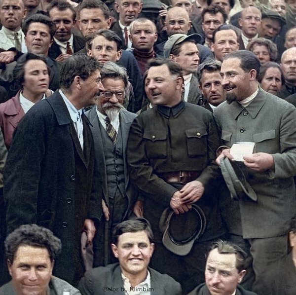 И.В. Cталин, М.И. Кaлинин, К.Е. Ворошилов, Л.М. Каганович, 1930 год.