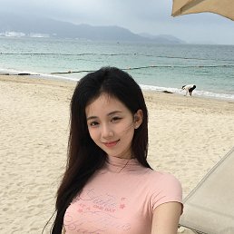 Elora, 17, 