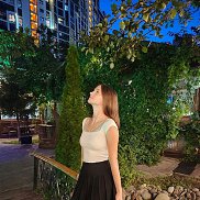 Полина, 18 лет, Москва Полина, 18 лет, Москва