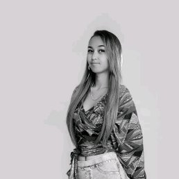 Linah, 28, 