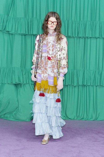 Алессандро Микеле показал новую коллекцию Valentino Pre-Fall 2025. Сердечко разрывается от ... - 7