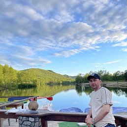 Denis, , 39 