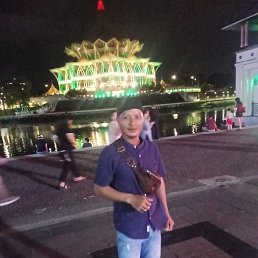 Syafi, 36, -