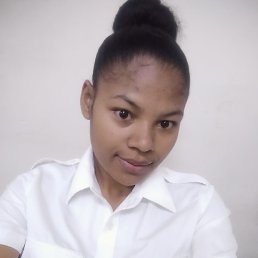 Amelie, , 28 